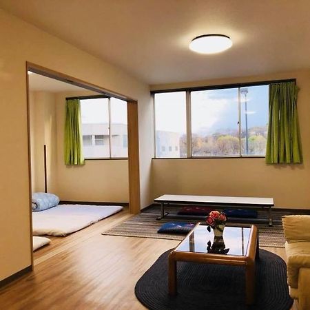Mikawa House Osaka Castle Hotel Buitenkant foto